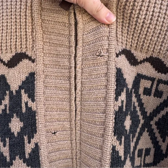 Pendleton Lebowski Cardigan - Picture 10 of 13